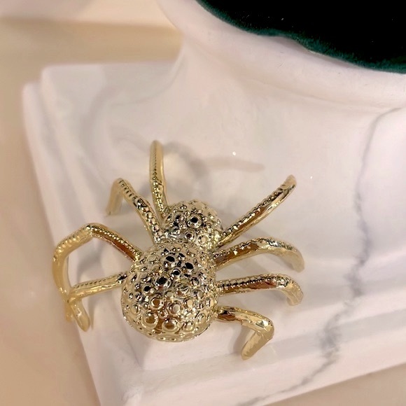 🆕 Bath & Body Works Fall 2022 Ltd Velvet Ivy Bust 3-Wick Candle Pedestal Holder - Picture 9 of 14